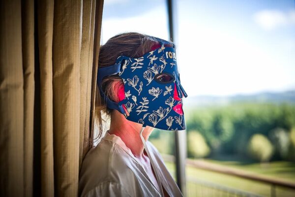 rojo led facial mask