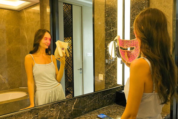 rojo oro — cordless laser + led face mask