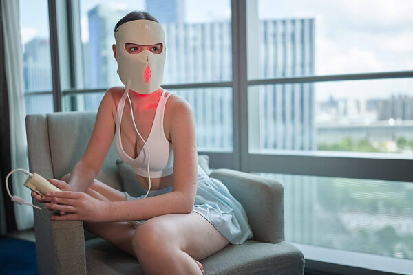 rojo dorada — led face & neck mask